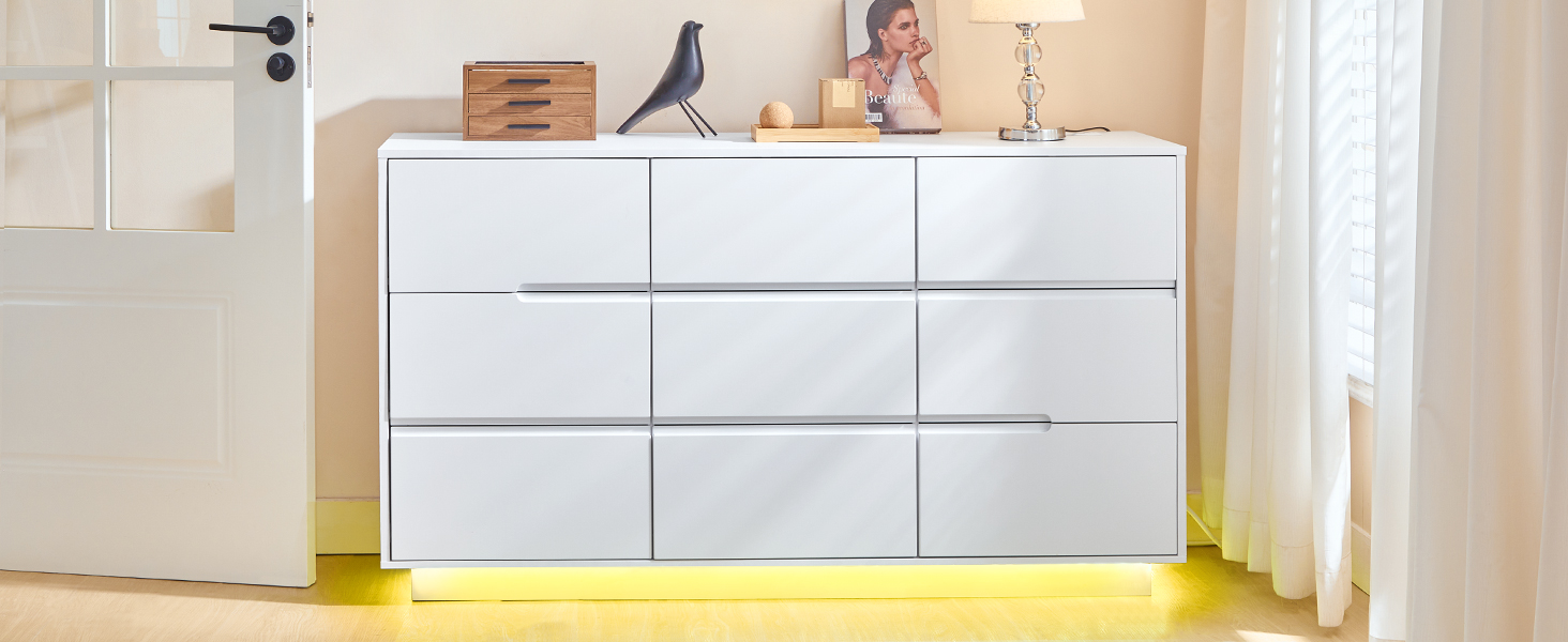 Commode blanche
